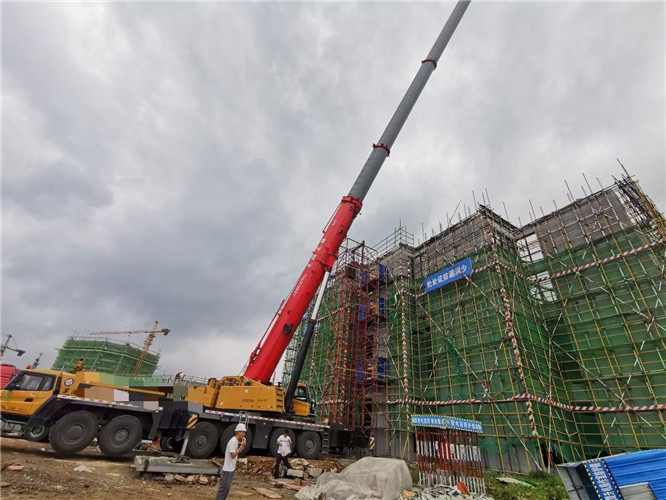 老边区短途转运 + 吊装一体，选随车吊还是汽车吊 + 货车？